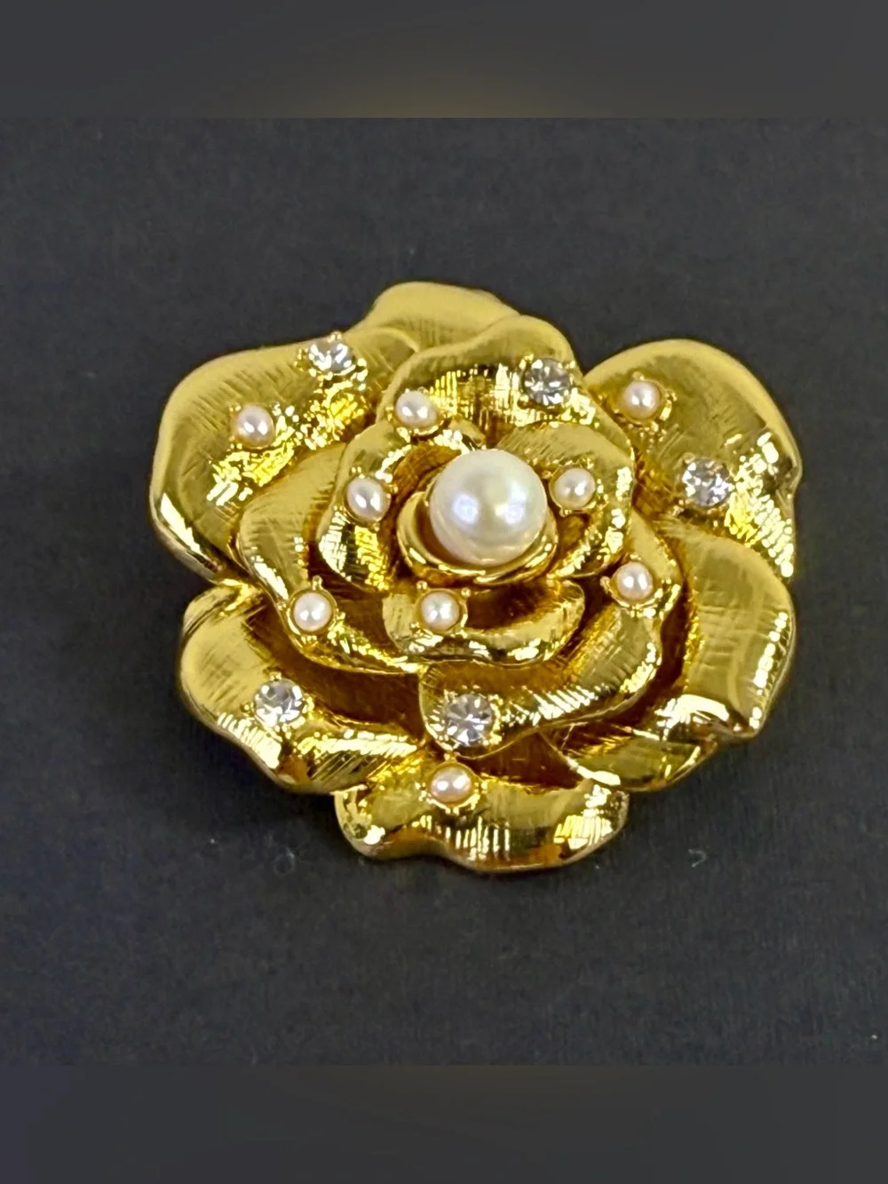 SARGENT ROSE BROOCH FROM MET STORE